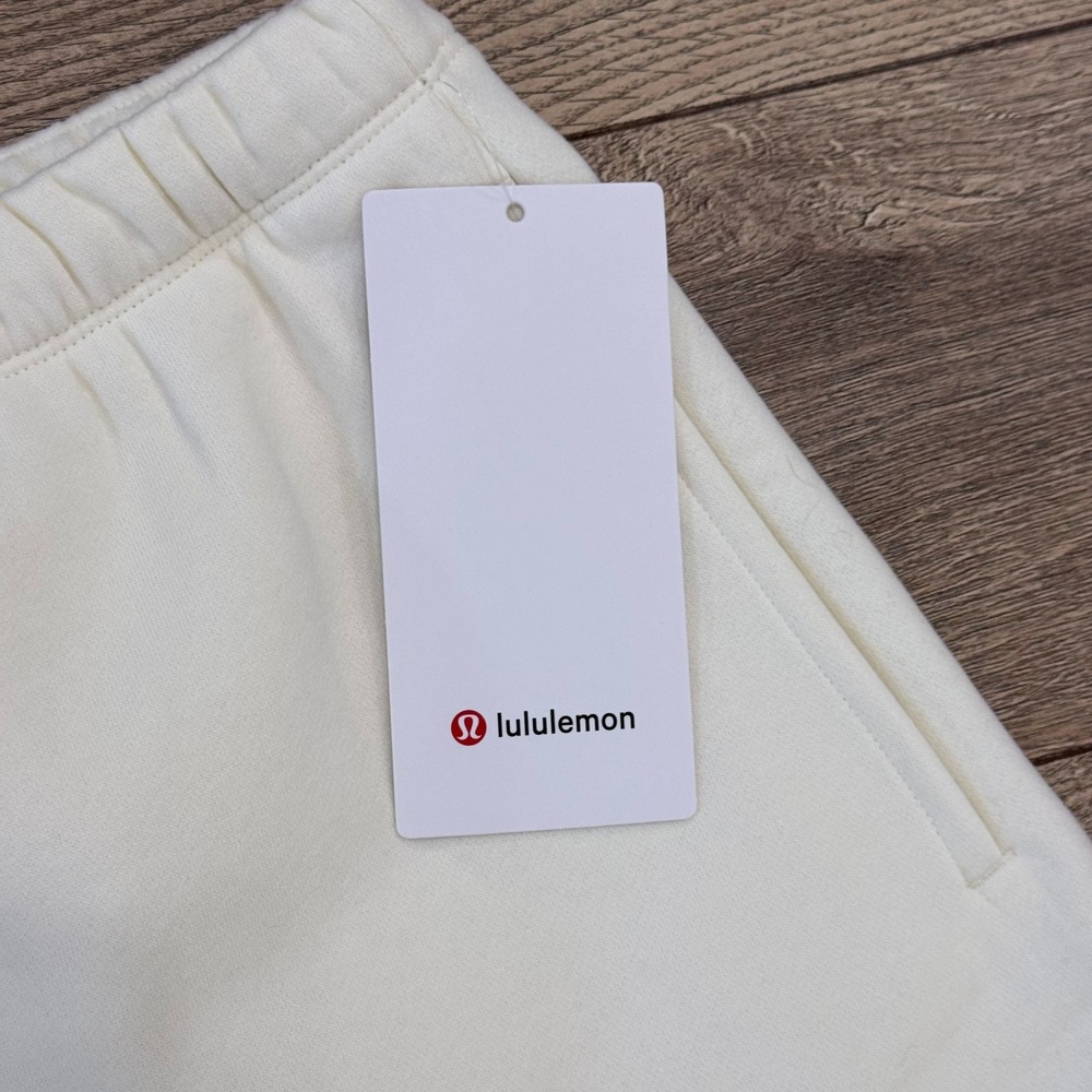 NWT Lululemon Steady State SuperLoft MR Short 3.5 Bone White XL LW7DWIS - Picture 5 of 9